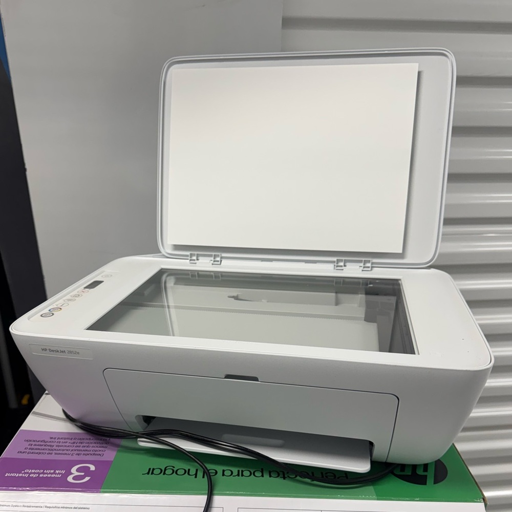 HP DeskJet 2852e Wireless All-in-One Color Inkjet Printer - Picture 4 of 16